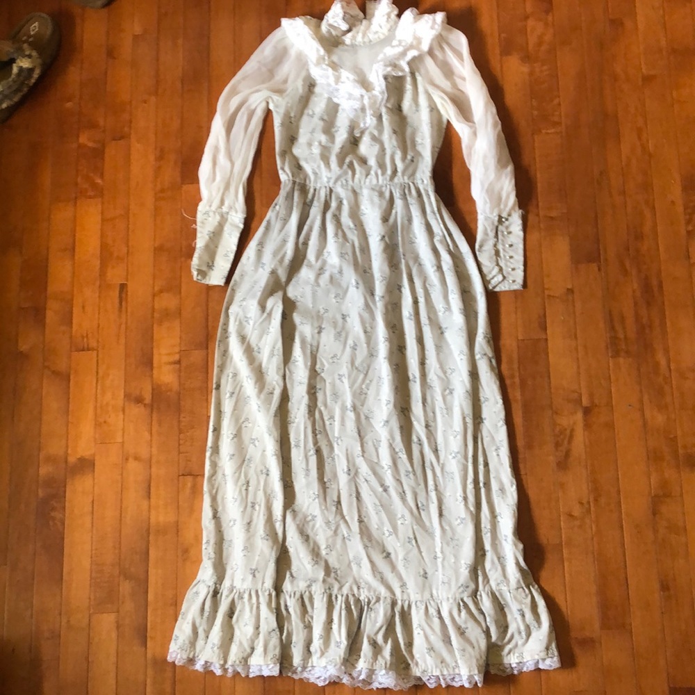 Light gray floral, print cottage core maxi dress